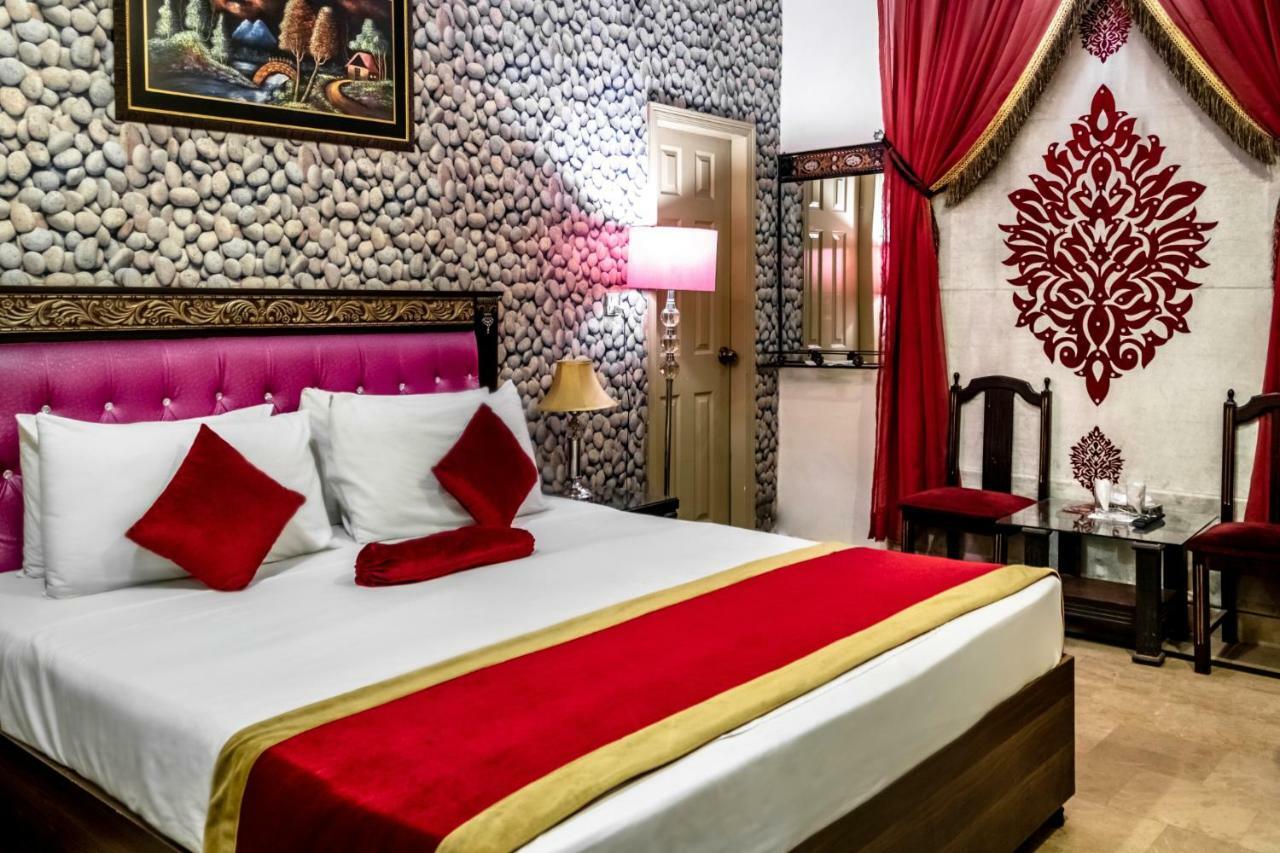 Rose Palace Hotel, Garden Town Lahore Ngoại thất bức ảnh