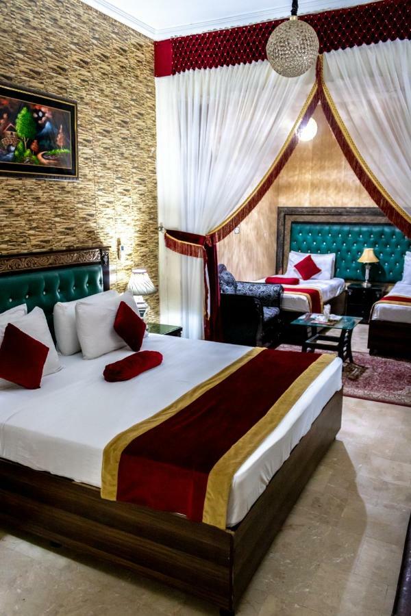 Rose Palace Hotel, Garden Town Lahore Ngoại thất bức ảnh