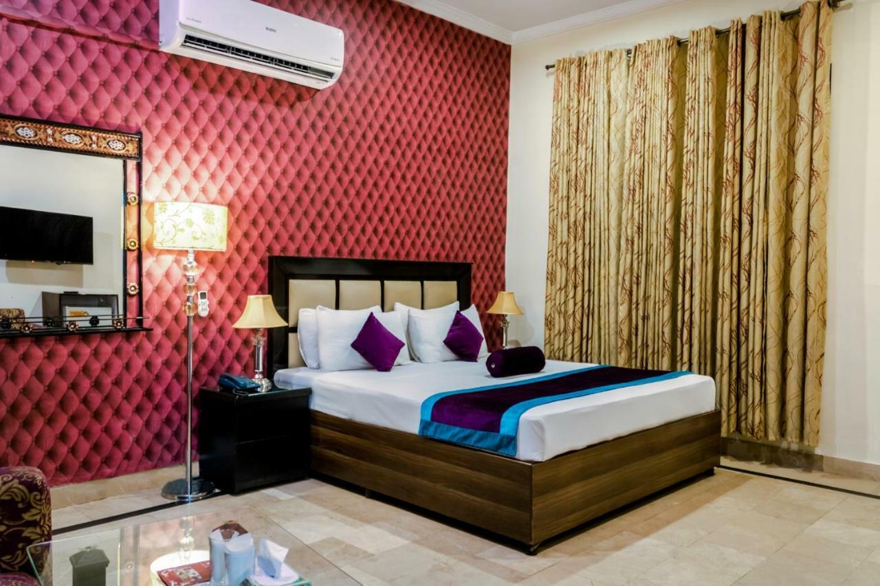 Rose Palace Hotel, Garden Town Lahore Ngoại thất bức ảnh