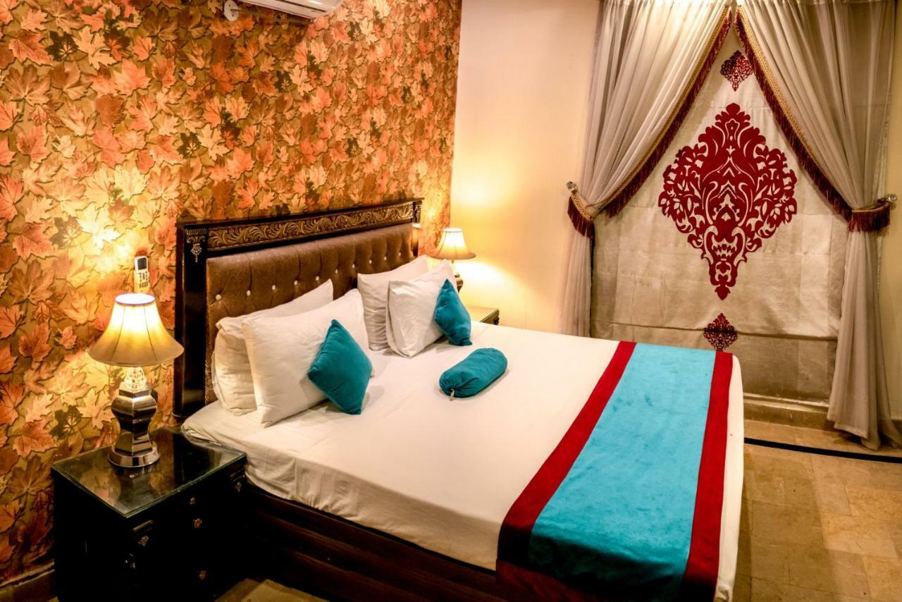 Rose Palace Hotel, Garden Town Lahore Ngoại thất bức ảnh